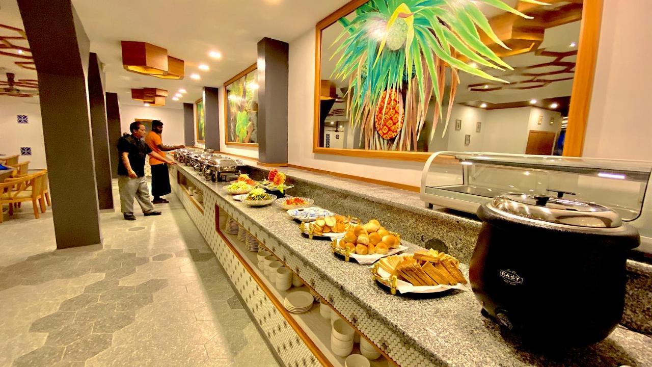 Kaani Palm Beach Maafushi Exterior photo
