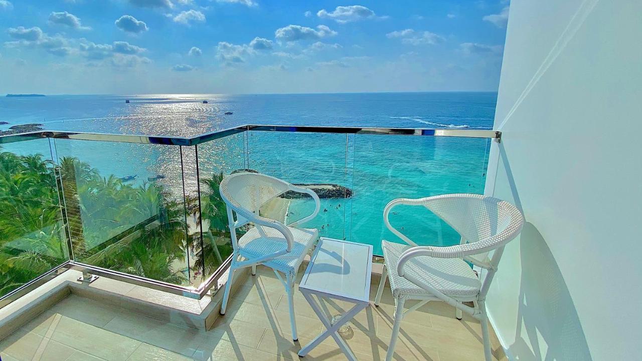 Kaani Palm Beach Maafushi Exterior photo