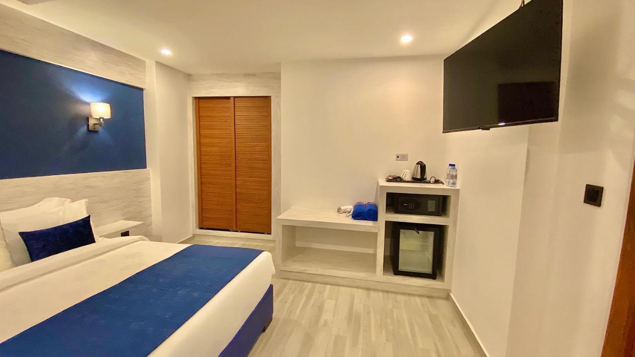 Kaani Palm Beach Maafushi Exterior photo