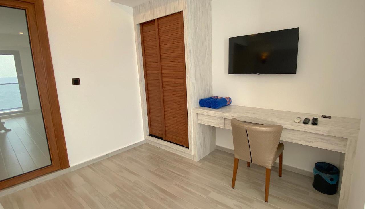 Kaani Palm Beach Maafushi Exterior photo
